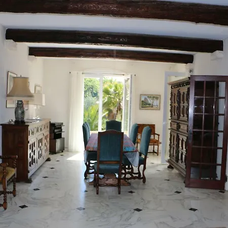 Holiday home Maison De Vacances Corniche Plages Commerces